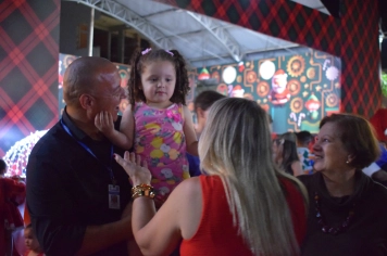 Foto - “Luzes da Esperança” transforma Nazaré Paulista e inaugura o Natal 2025 com emoção e brilho