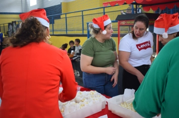 Foto - Inesquecível: chegada do Papai Noel reforça a magia do Natal em Nazaré Paulista