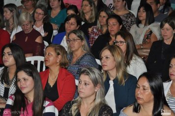 Foto - Noite de lançamento do Programa Criança Feliz em Nazaré Paulista 