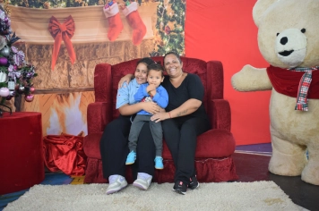 Foto - Inesquecível: chegada do Papai Noel reforça a magia do Natal em Nazaré Paulista