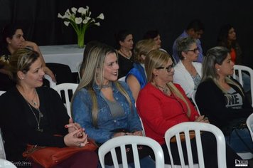 Foto - Noite de lançamento do Programa Criança Feliz em Nazaré Paulista 