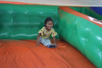 Foto - Inesquecível: chegada do Papai Noel reforça a magia do Natal em Nazaré Paulista