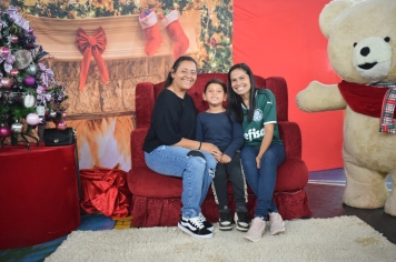 Foto - Inesquecível: chegada do Papai Noel reforça a magia do Natal em Nazaré Paulista