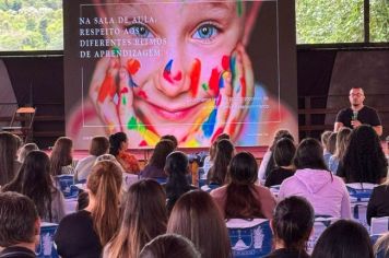 Prefeitura realização formação para profissionais da rede municipal da educação de Nazaré Paulista