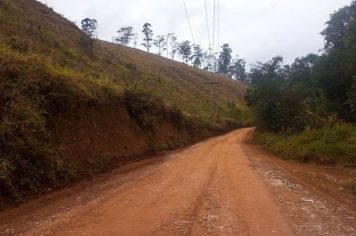 Prefeitura segue com trabalhos de manutenção de estradas rurais de Nazaré Paulista