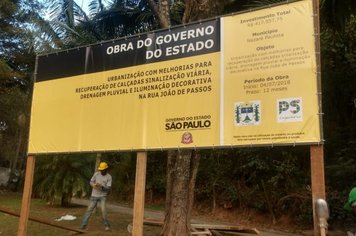 PREFEITURA DE NAZARÉ PAULISTA INICIA OBRAS DE RECAPEAMENTO ASFÁLTICO E URBANIZAÇÃO DA RUA JOÃO DE PASSOS NO CENTRO DA CIDADE