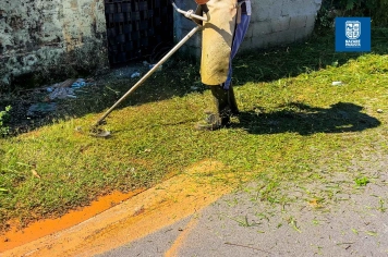 PREFEITURA DE NAZARÉ PAULISTA REALIZA SERVIÇOS DE ZELADORIA NO CONJUNTO HABITACIONAL 