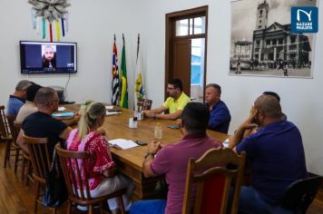 Prefeito Murilo Pinheiro reúne forças policiais, vereadores, equipe de governo para definir ações de segurança nas escolas de Nazaré Paulista