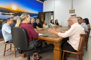 Nazaré Paulista recebe visita do Deputado Federal Paulo Alexandre Barbosa e anuncia novas emendas para Saúde e Assistência Social