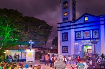 Nazaré Paulista recebeu programação gratuita do circuito SESC de artes na praça da Igreja Matriz.