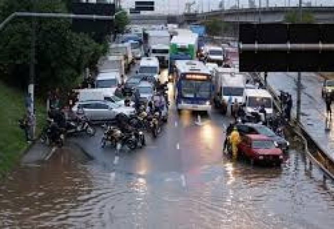  Fortes  Chuvas: Prefeitura de Nazaré Paulista suspende temporariamente transporte da saúde (consultas agendadas) para São Paulo e Guarulhos 