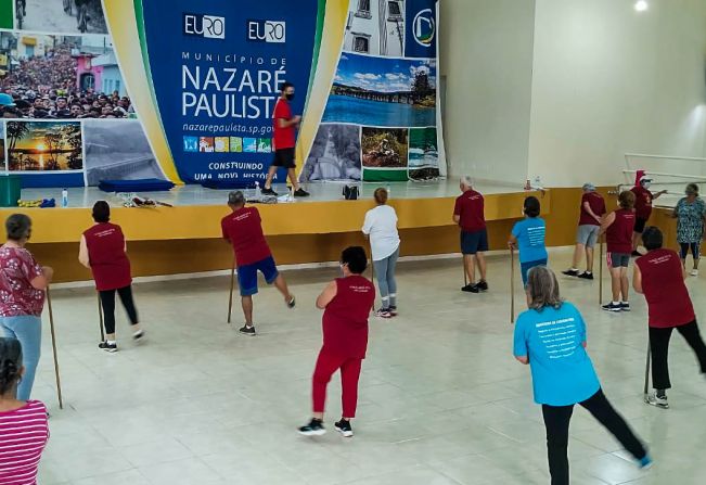 Esporte Social: Departamento de Esportes segue com ginástica funcional para a 3ª idade⠀