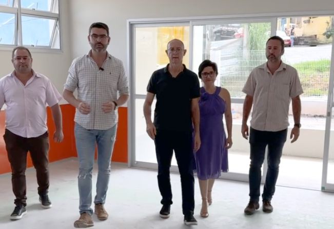 Prefeito Murilo Pinheiro e Deputado Estadual Paulo Fiorilo visitam obras da nova creche do bairro Vicente Nunes em Nazaré Paulista