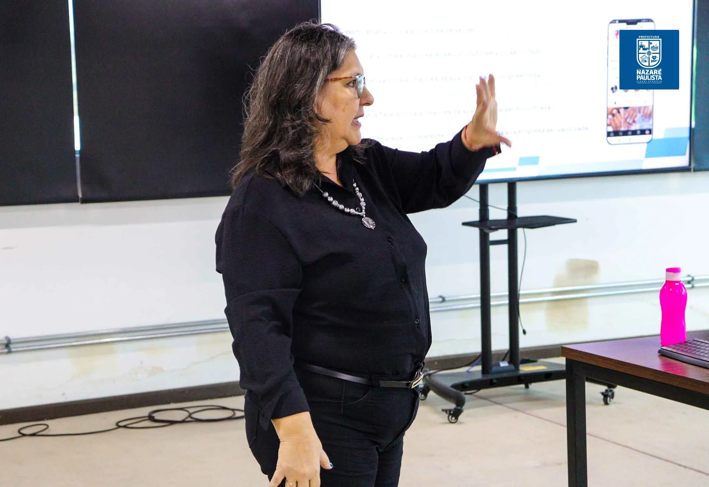 Prefeitura promove palestra gratuita sobre redes sociais corporativas em parceria com o SEBRAE 