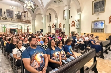 Foto - Paróquia Nossa Senhora de Nazaré celebra Santa Missa no 1º Dia Votivo rumo aos 350 anos do município