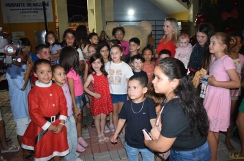 Foto - “Luzes da Esperança” transforma Nazaré Paulista e inaugura o Natal 2025 com emoção e brilho