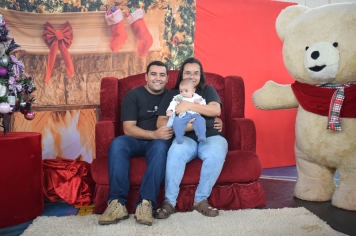 Foto - Inesquecível: chegada do Papai Noel reforça a magia do Natal em Nazaré Paulista