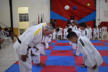 Prefeitura de Nazaré Paulista realiza cerimônia de graduação de judô para alunos da EMEF Prof. Faustino Penalva