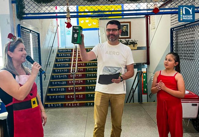 Escola Municipal Monsenhor Afonso homenageia o Prefeito Murilo Pinheiro