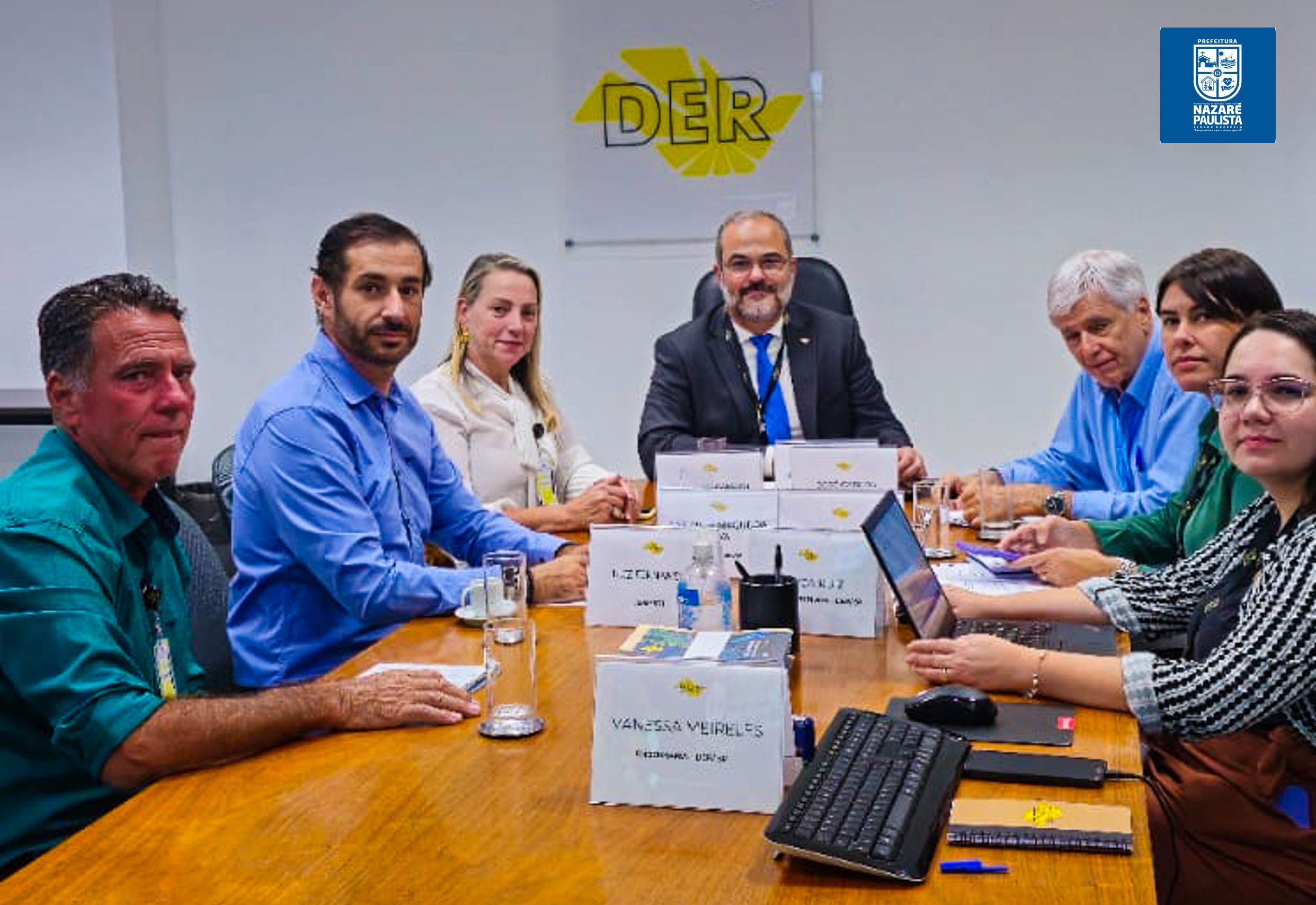  Prefeita Professora Guinha busca melhorias viárias em reunião com o DER