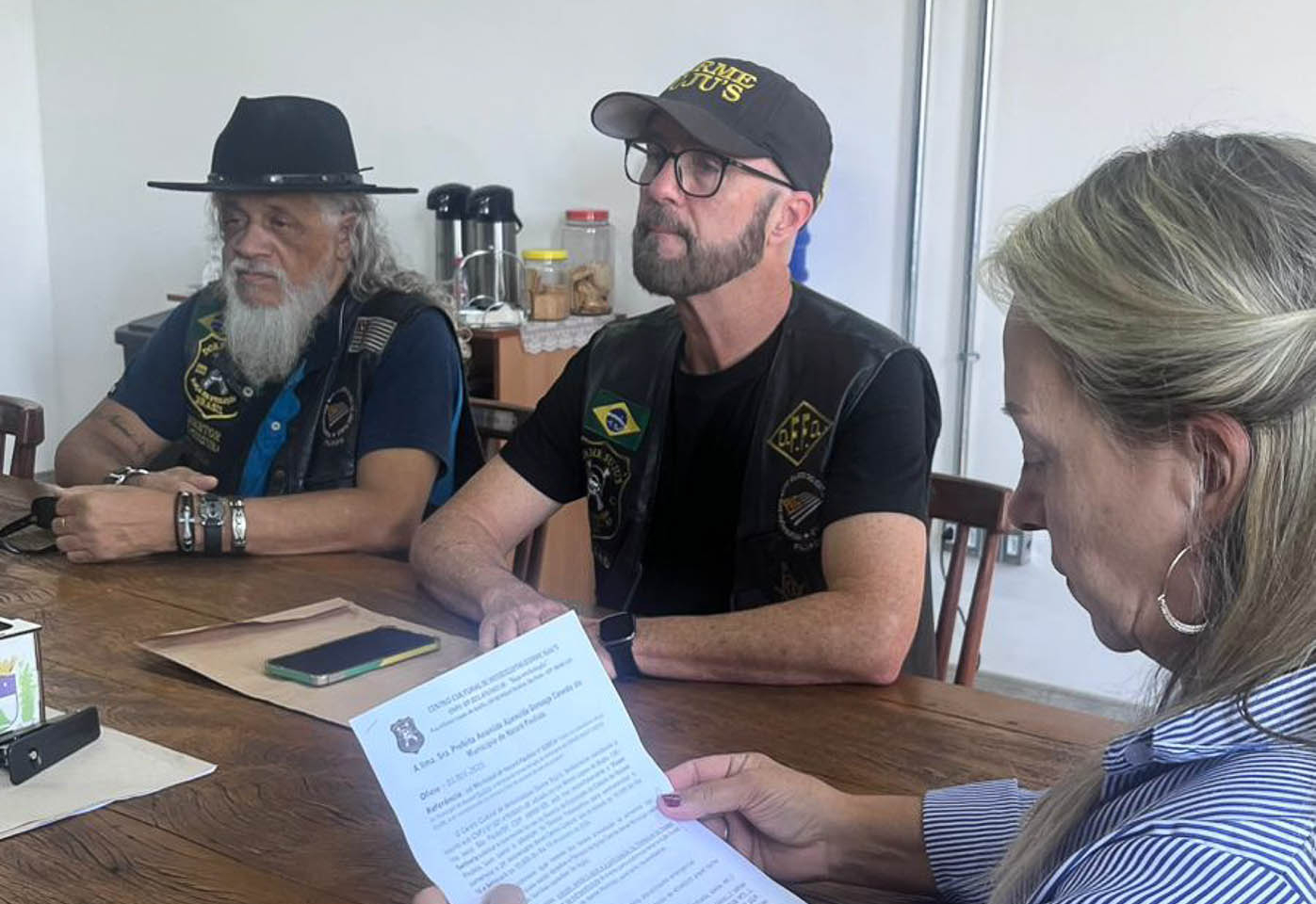 Prefeitura e Moto Clube Dorme Sujus realizam reunião e reforçam parceria para tradicional evento solidário em Nazaré Paulista