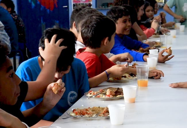 Prefeitura realizou churrasco na merenda,
