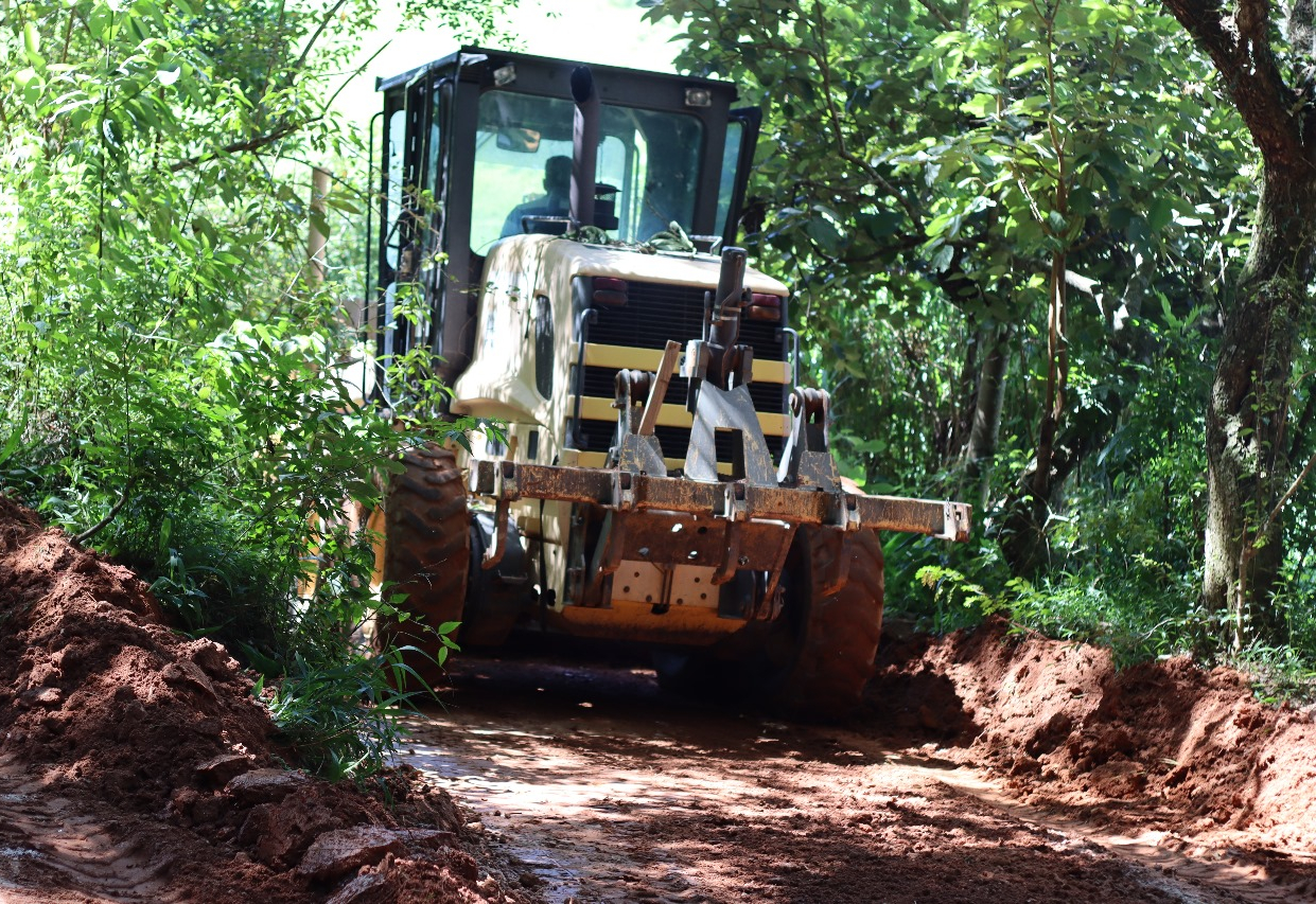Prefeitura de Nazaré Paulista segue cronograma com Manutenções da Estrada Municipal Lavapés